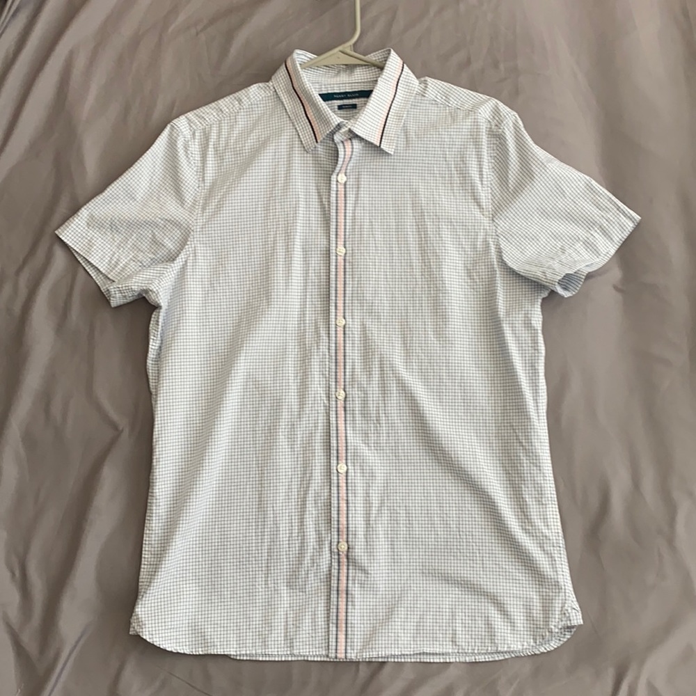 Perry Ellis medium short sleeve shirt.